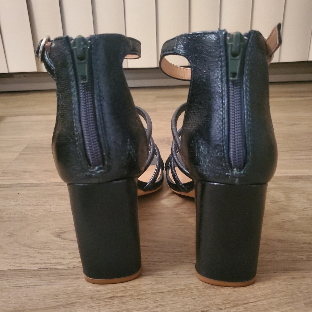 Caged Heels - Picture 2 of 8